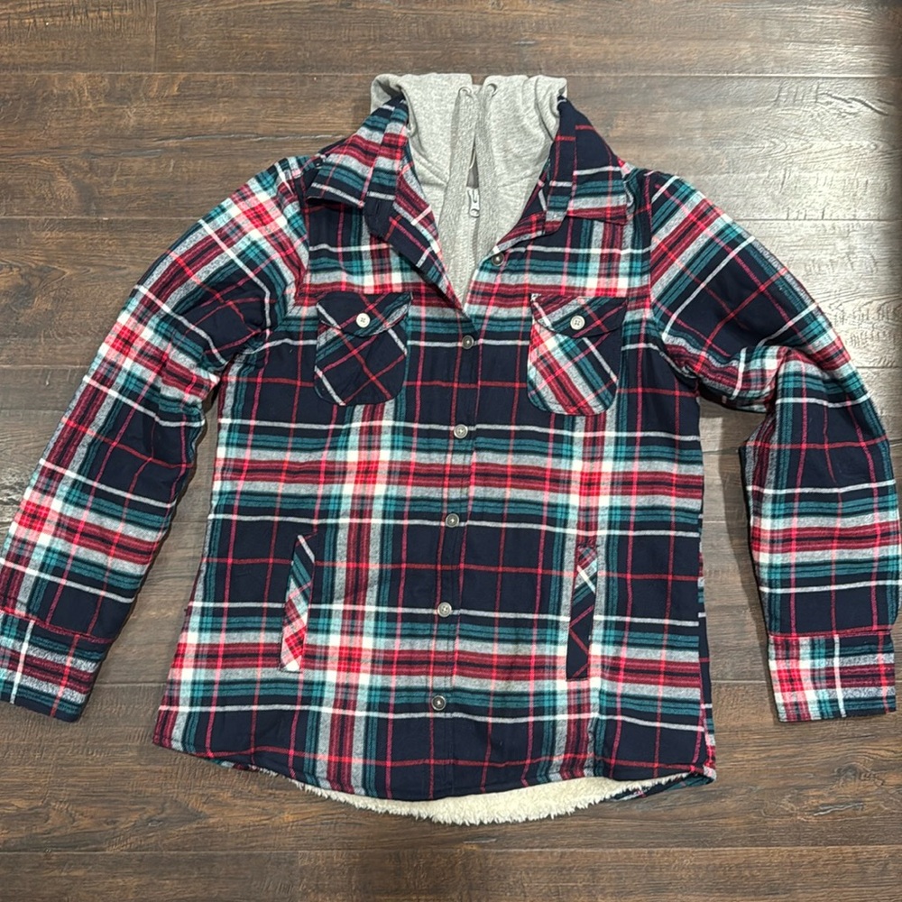 Natural Reflections (sold at Cabelas)
Button down plaid jacket
Size medium